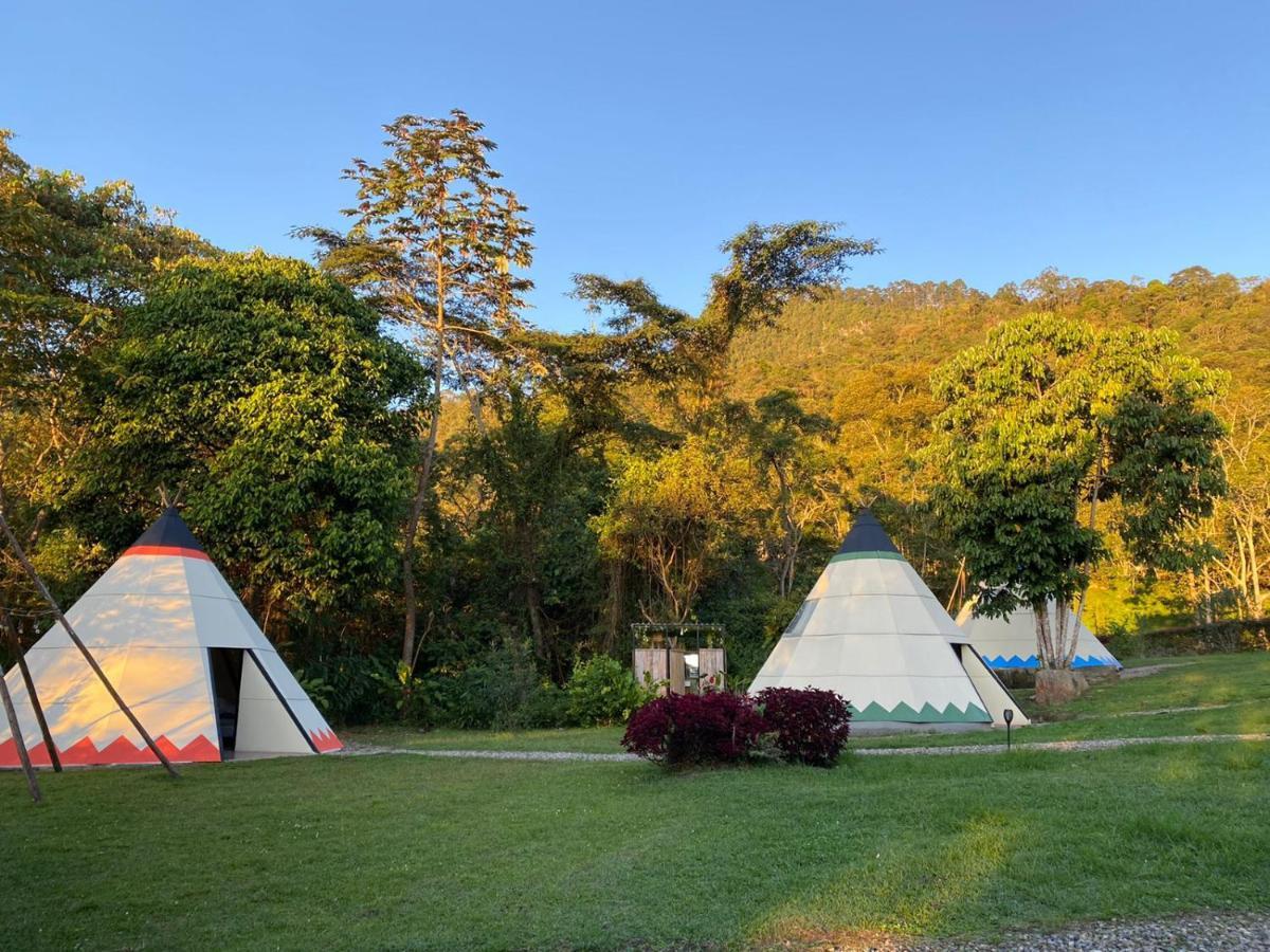 Refugio Del Bosque Glamping 호텔 라 메사 외부 사진