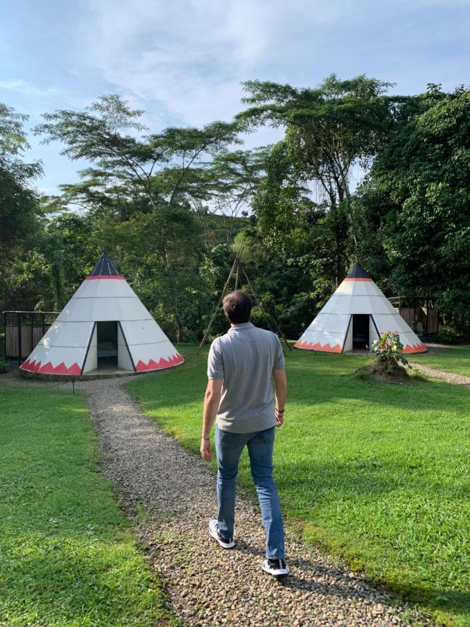 Bosque De Aventura & Glamping Refugio Del Bosque 호텔 라 메사 외부 사진