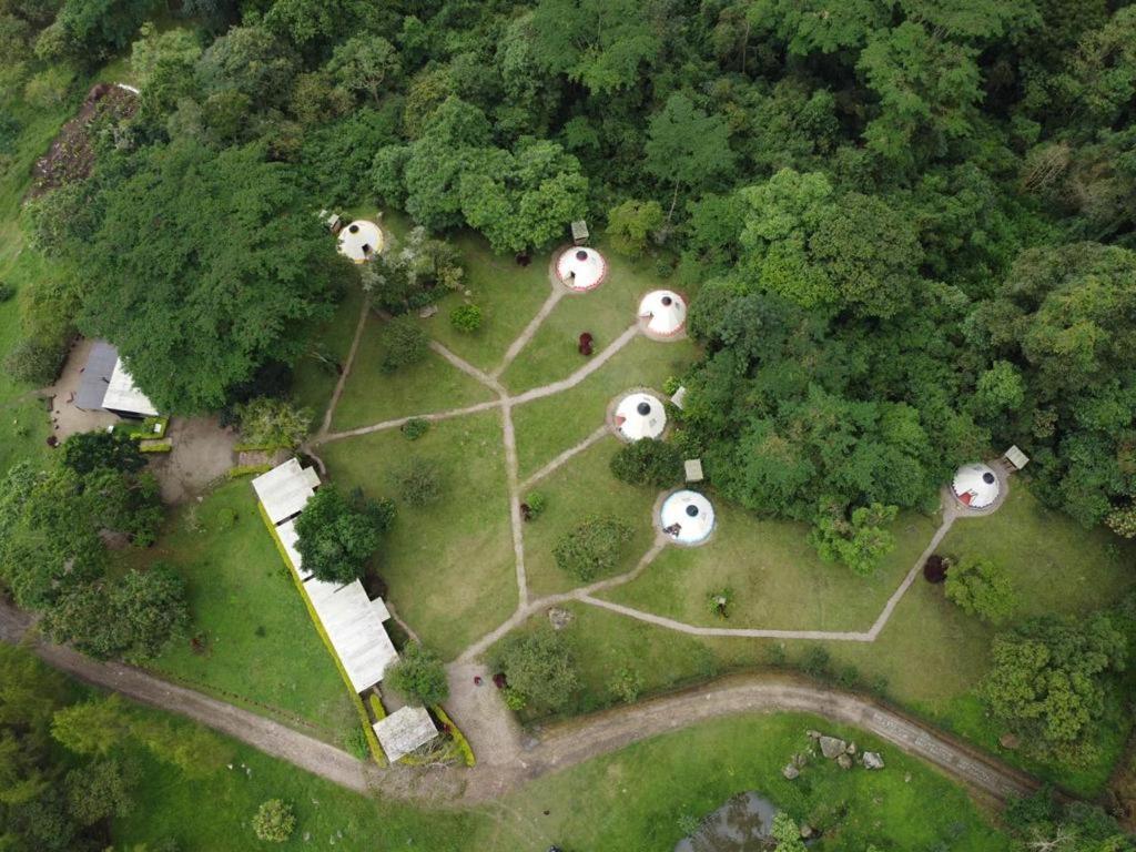 Refugio Del Bosque Glamping 호텔 라 메사 외부 사진